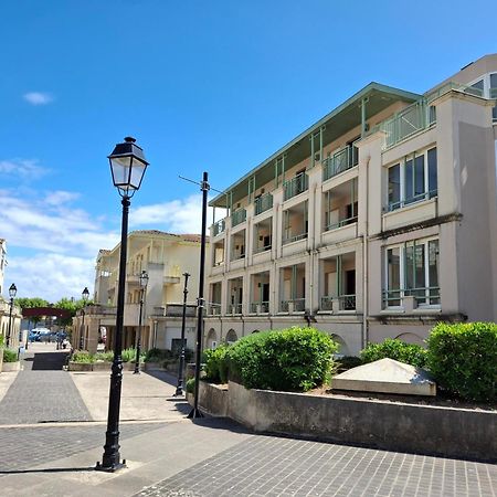 Appartement Avec Piscine, Tennis & Balcon, Centre-Ville Chatelaillon-Plage, 6 Pers, 2 Ch - Fr-1-706-17 Eksteriør billede