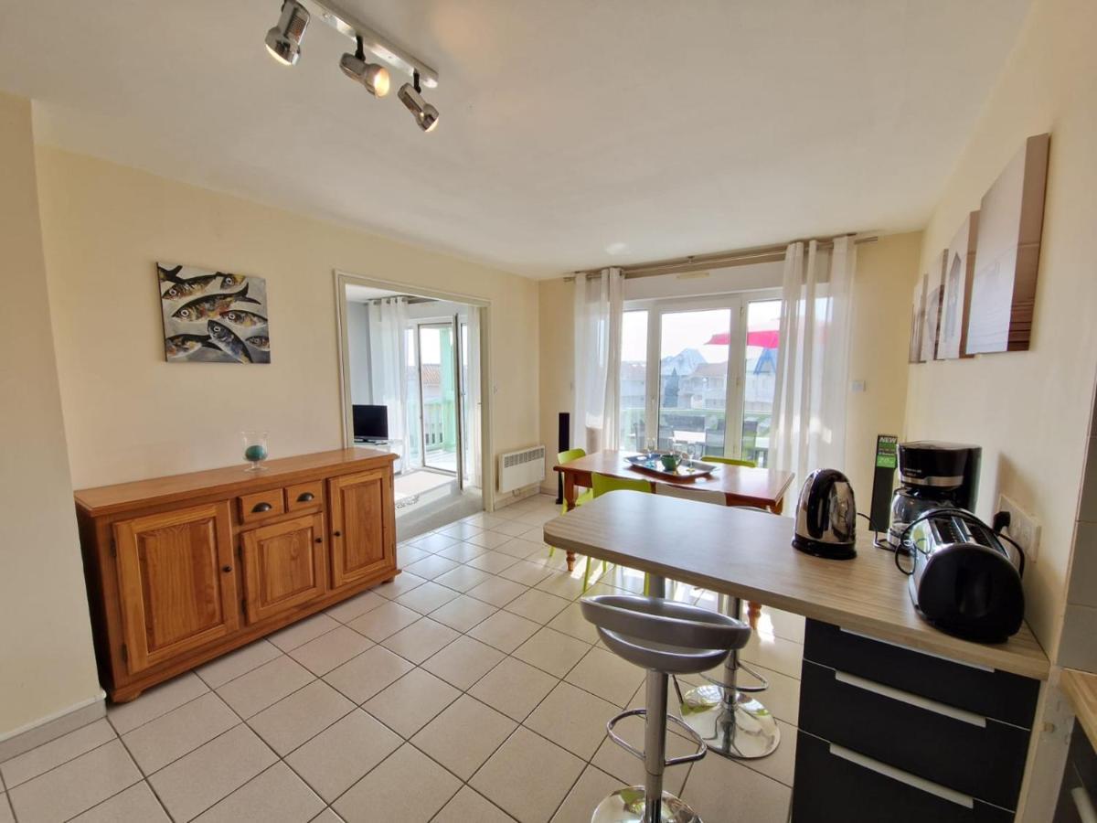Appartement Avec Piscine, Tennis & Balcon, Centre-Ville Chatelaillon-Plage, 6 Pers, 2 Ch - Fr-1-706-17 Eksteriør billede