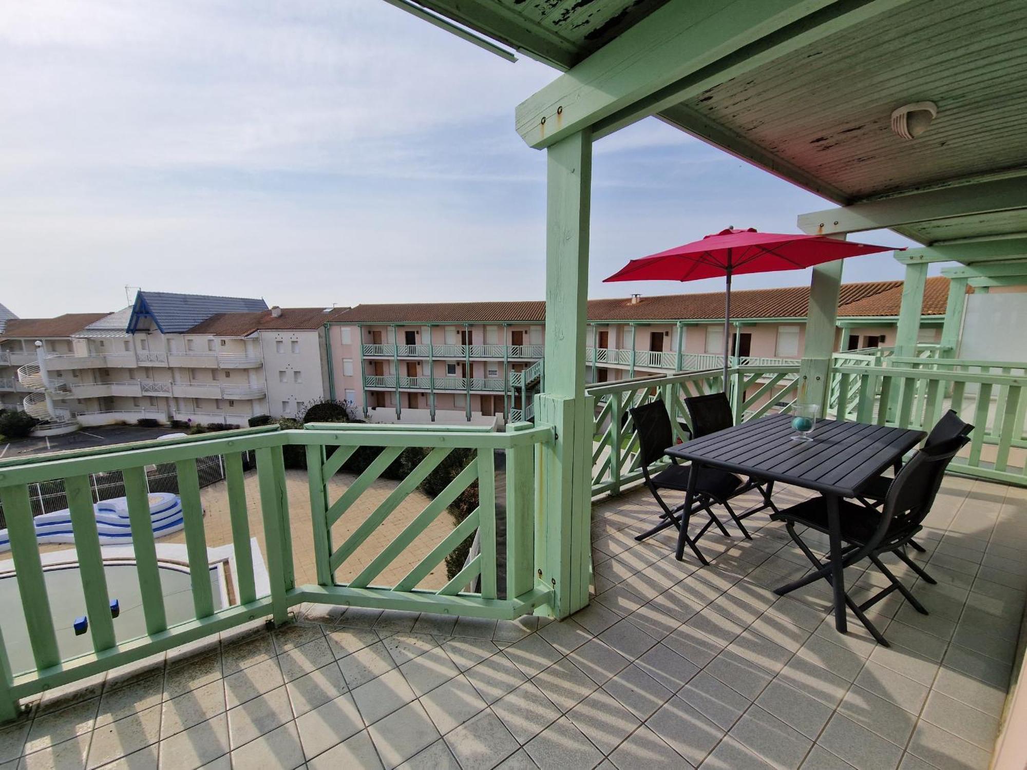 Appartement Avec Piscine, Tennis & Balcon, Centre-Ville Chatelaillon-Plage, 6 Pers, 2 Ch - Fr-1-706-17 Eksteriør billede