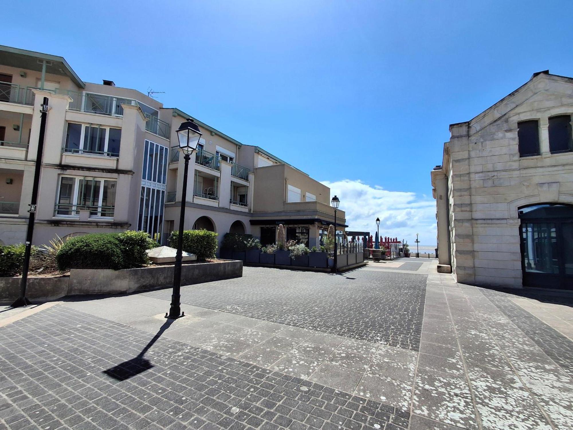 Appartement Avec Piscine, Tennis & Balcon, Centre-Ville Chatelaillon-Plage, 6 Pers, 2 Ch - Fr-1-706-17 Eksteriør billede